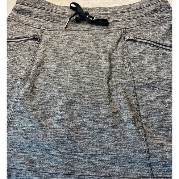 Athleta Skort Womens X-Small Gray Casual Pull On Skirt Under Short Zipper Pocket - Picture 1 of 7